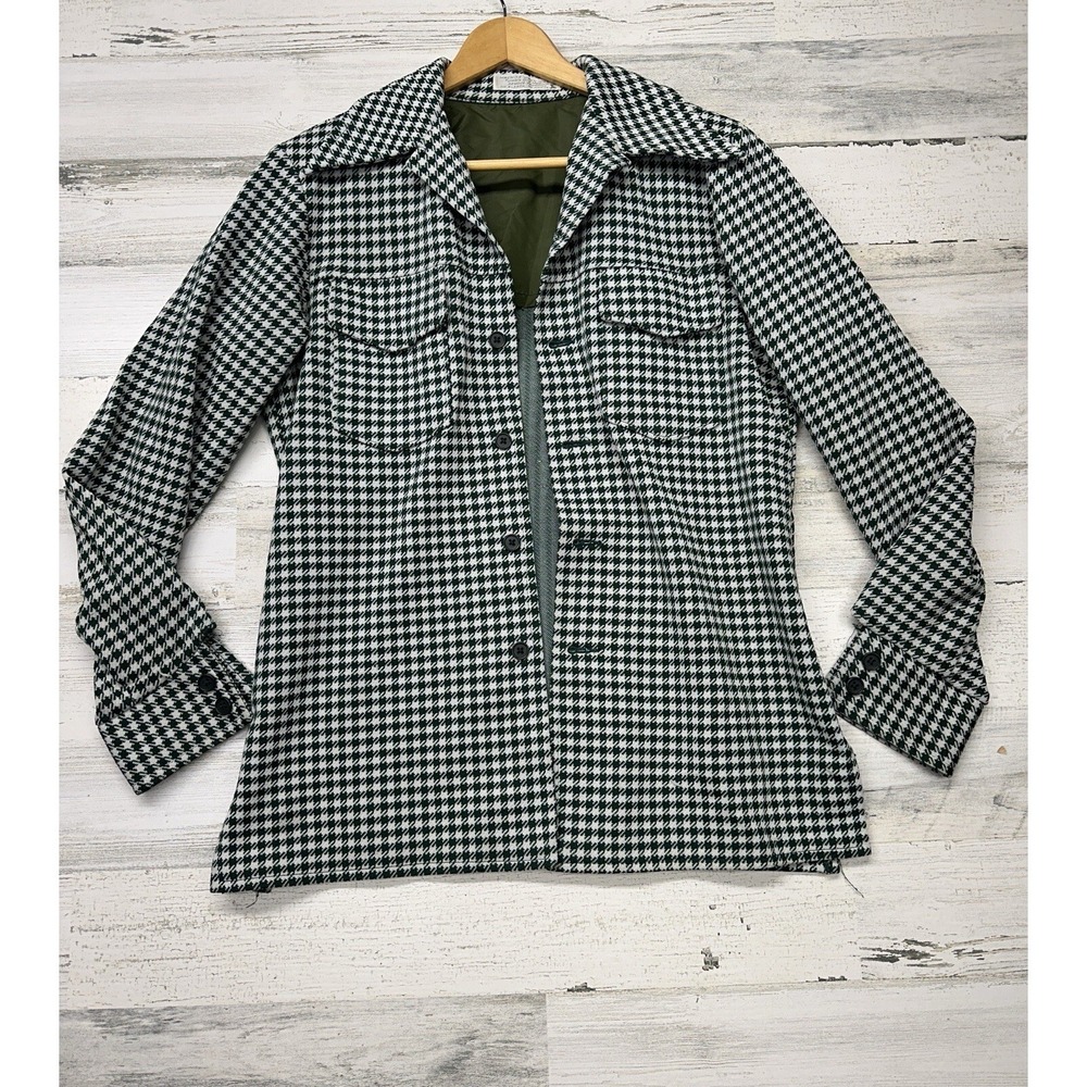 Vintage Women's Medium Sweater Jacket Shacket Green White Houndstooth Button Up